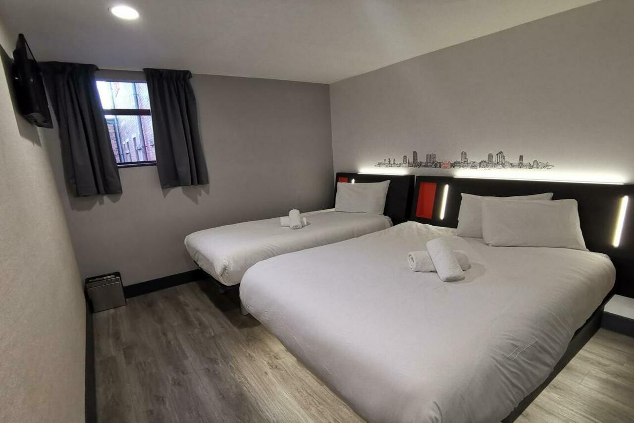 Easyhotel Кардіфф Екстер'єр фото