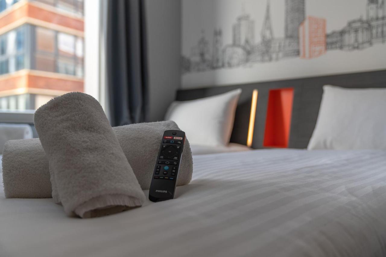 Easyhotel Кардіфф Екстер'єр фото