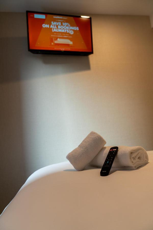 Easyhotel Кардіфф Екстер'єр фото