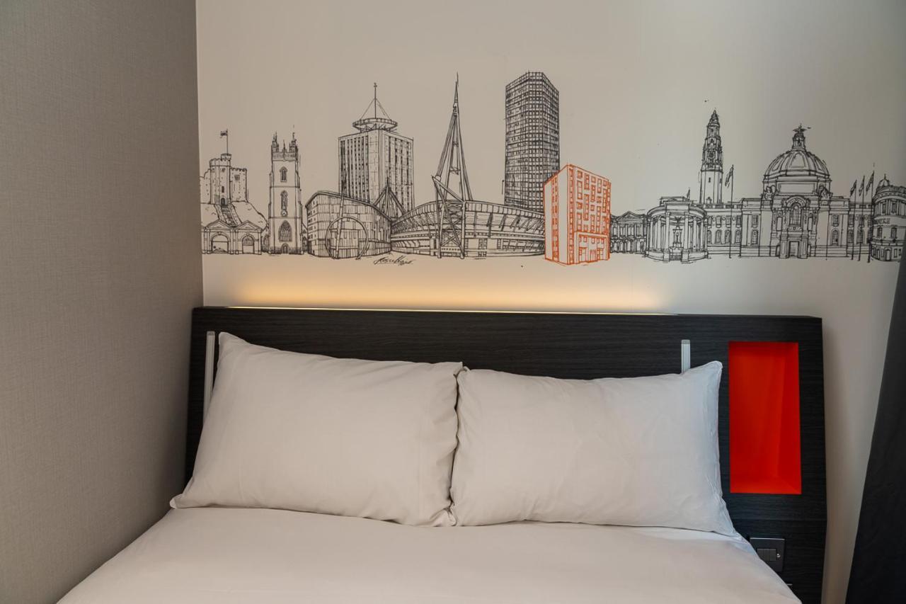 Easyhotel Кардіфф Екстер'єр фото