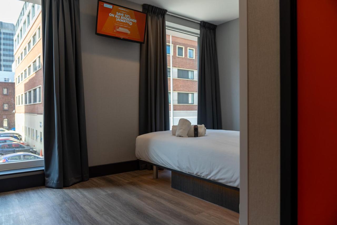 Easyhotel Кардіфф Екстер'єр фото