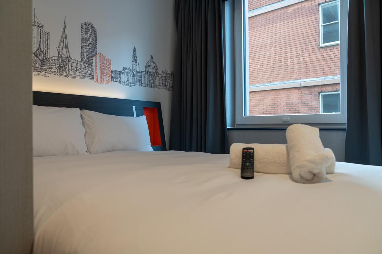 Easyhotel Кардіфф Екстер'єр фото